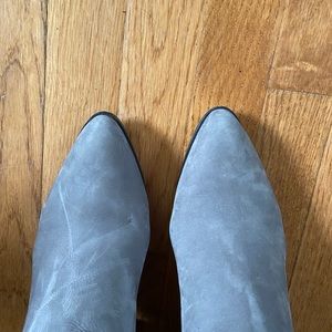 Vince Camuto Women’s grey suede ankle boots 7